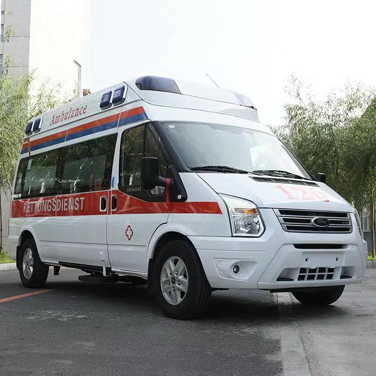 老街街道行动不便者长途救护车租赁：安全转运的核心注意事项​